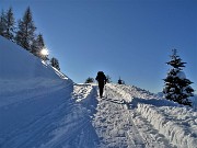 Sulle nevi delle panoramiche TORCOLA VAGA-SOLIVA da Piazzatorre-Rif.Gremei l�?8 gennaio 2021 - FOTOGALLERY